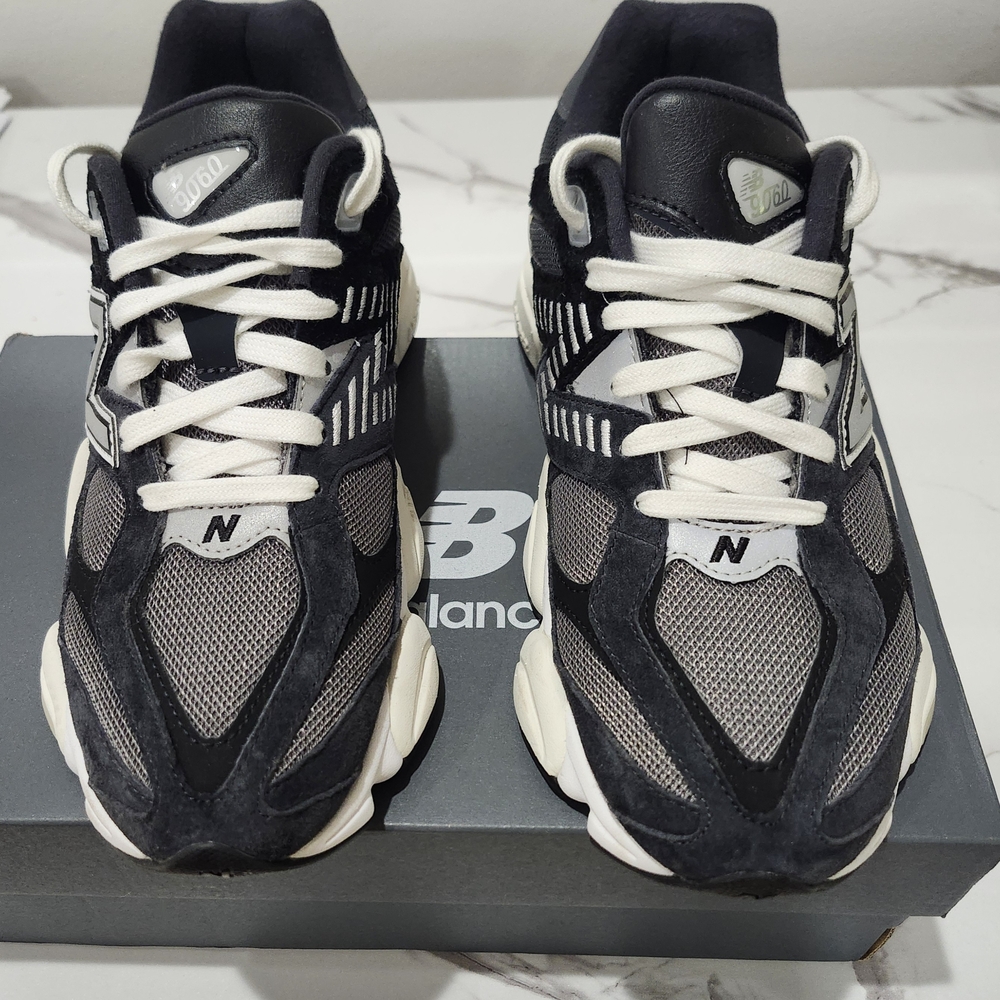 New Balance Black and Gray Sneakers